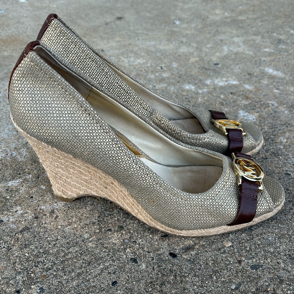 Michael Kors wedges 8.5
